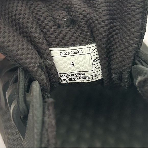 Crocs Kids LiteRide Pacer Shoe in Black and White size 4 Junior Casual Slip-on - Picture 7 of 10